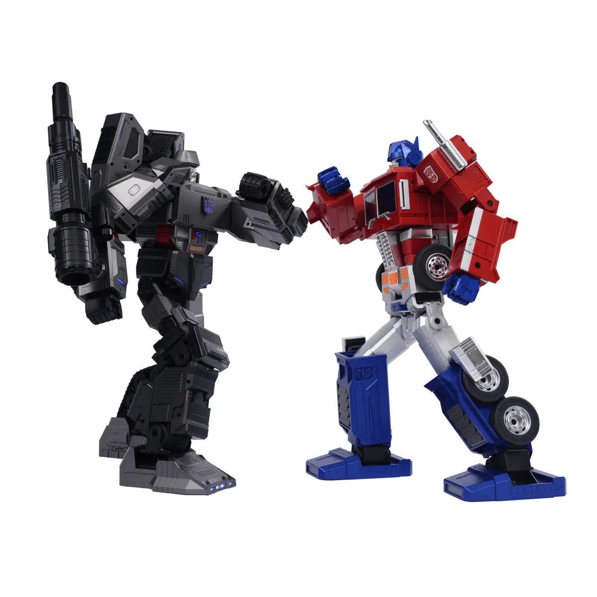 Flagship Megatron Auto-Converting Robot (Limited Edition) - US Robosen